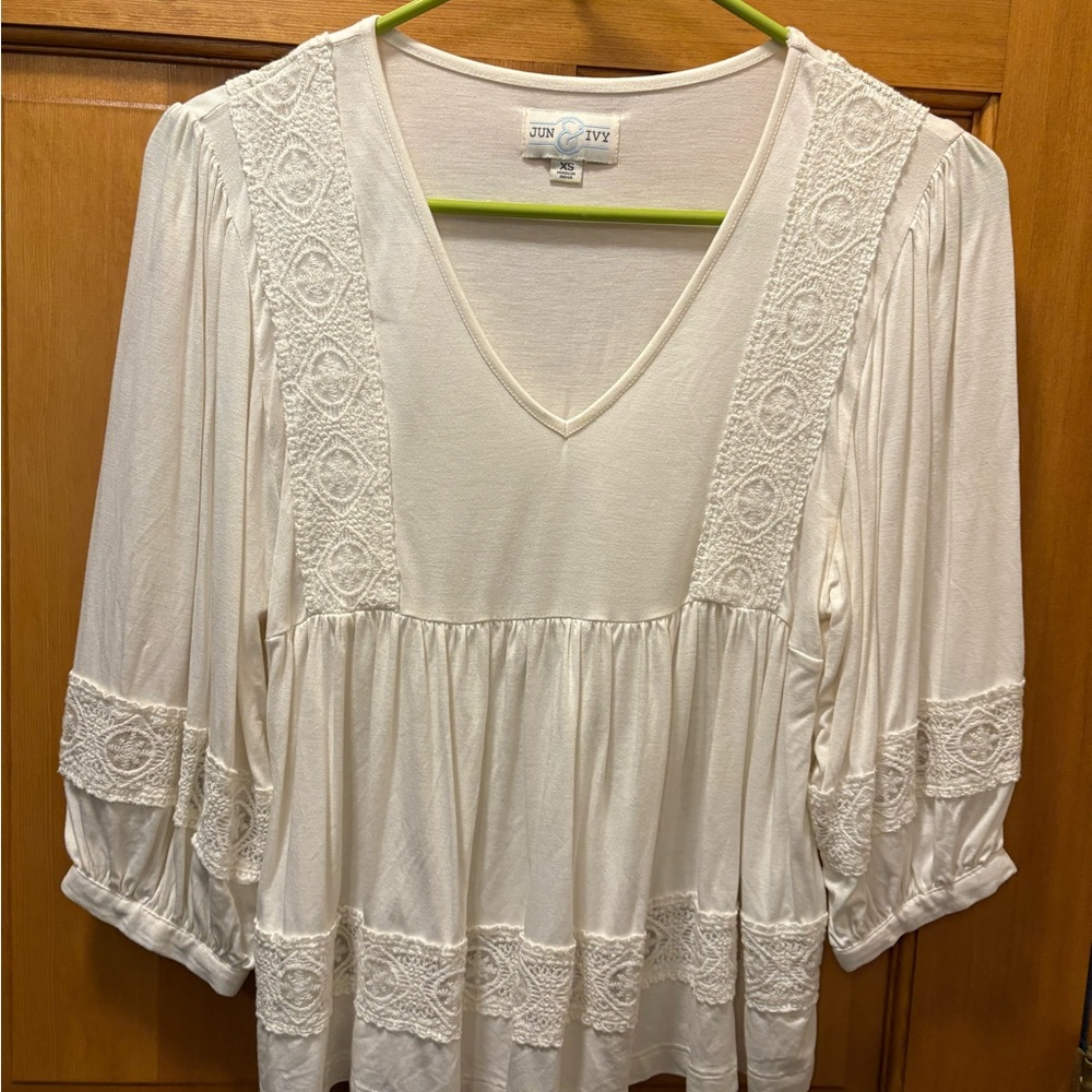 Cream Relaxed Ruffled 3/4 Sleeve Blouse